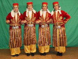 Halk Oyunlari Kostüm